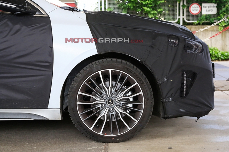 기아차 씨드 패스트백 시험주행차