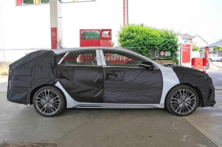 기아차 씨드 패스트백 시험주행차