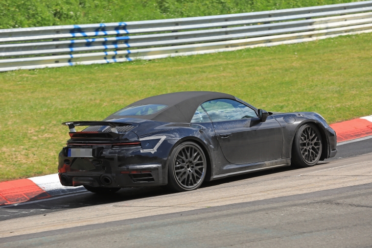 포르쉐 911 터보 카브리오 시험주행차