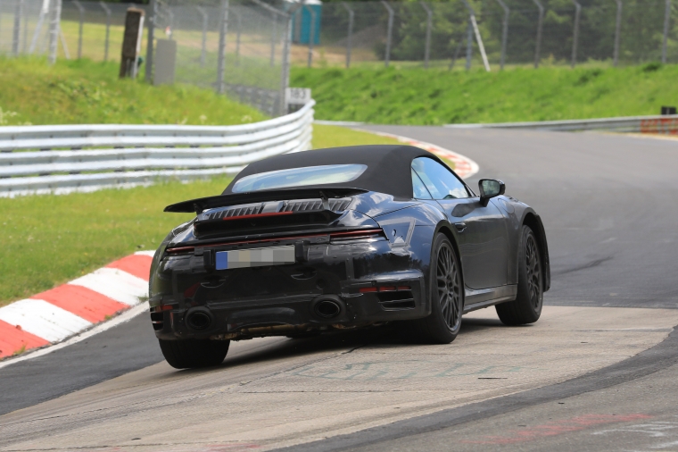 포르쉐 911 터보 카브리오 시험주행차