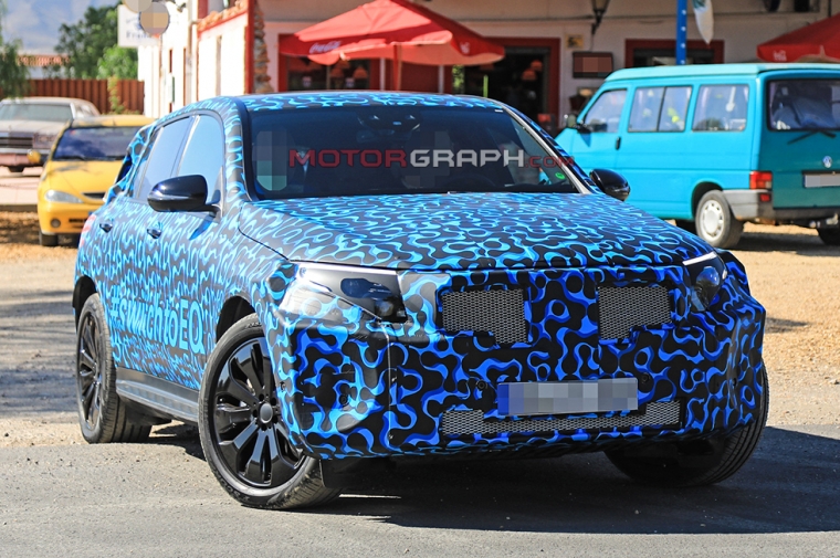 메르세데스-벤츠 EQ C 일렉트릭 시험주행차