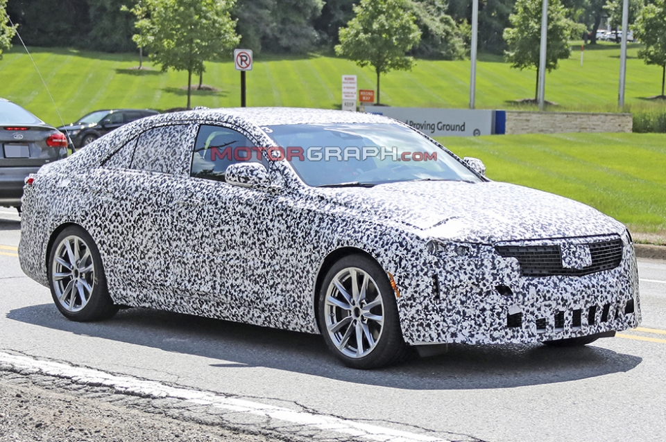 캐딜락 CT4 시험주행차