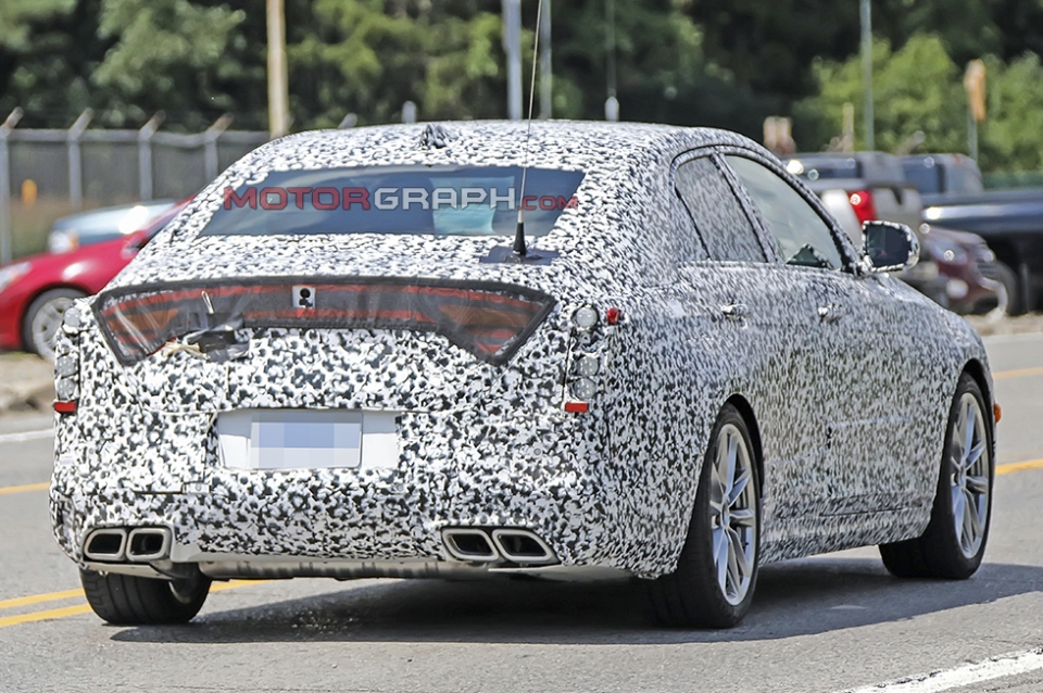 캐딜락 CT4 시험주행차