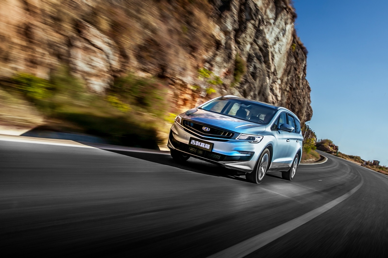 지리자동차 지아지