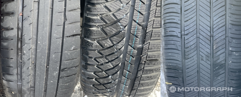 (왼쪽부터) 여름용 타이어, 겨울용 타이어, 사계절용 타이어