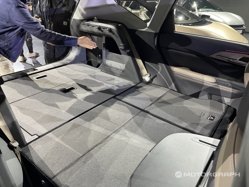기아 EV5(전시 차량은 중국형 모델)