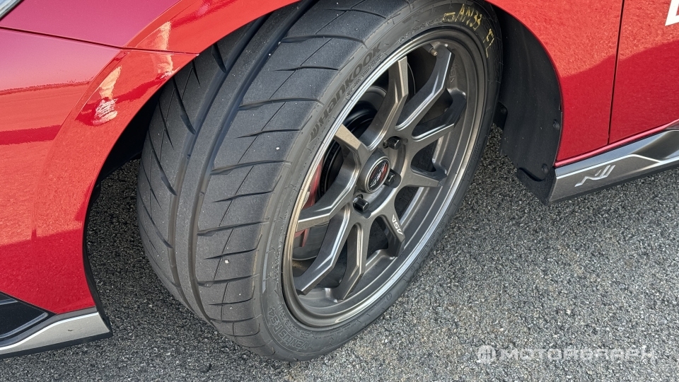 한국타이어 RS4 타이어